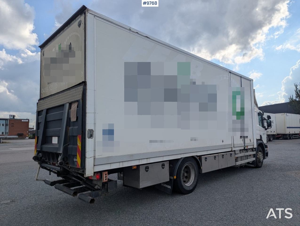 Box Truck Scania P280 4X2 with tail lift - Truk box: gambar 4 Box Truck Scania P280 4X2 with tail lift - Truk box: gambar 4