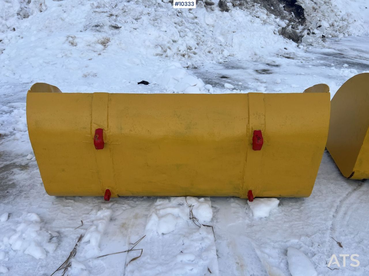 Bucket with Small BM - Ember loader: gambar 2 Bucket with Small BM - Ember loader: gambar 2