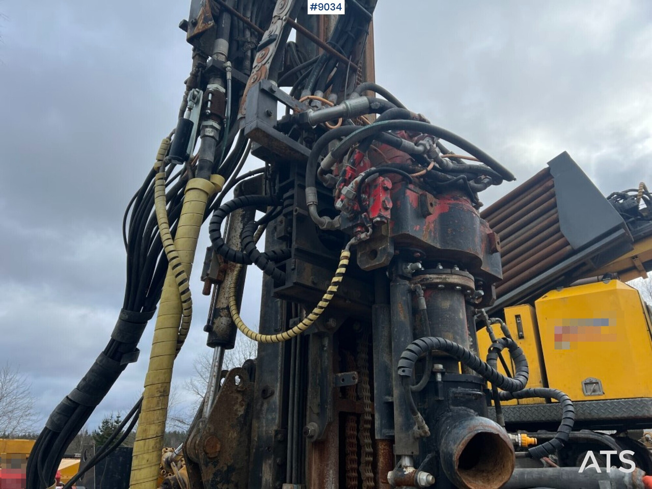 Comacchio Drill Rig MC 500 N (VIDEO) - Anjungan pengeboran: gambar 5 Comacchio Drill Rig MC 500 N (VIDEO) - Anjungan pengeboran: gambar 5