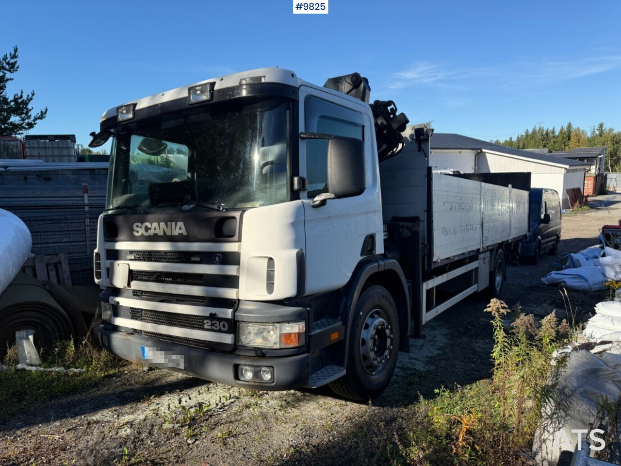 Crane truck Scania P94 230 with tail lift - Truk flatbed, Truk derek: gambar 1 Crane truck Scania P94 230 with tail lift - Truk flatbed, Truk derek: gambar 1