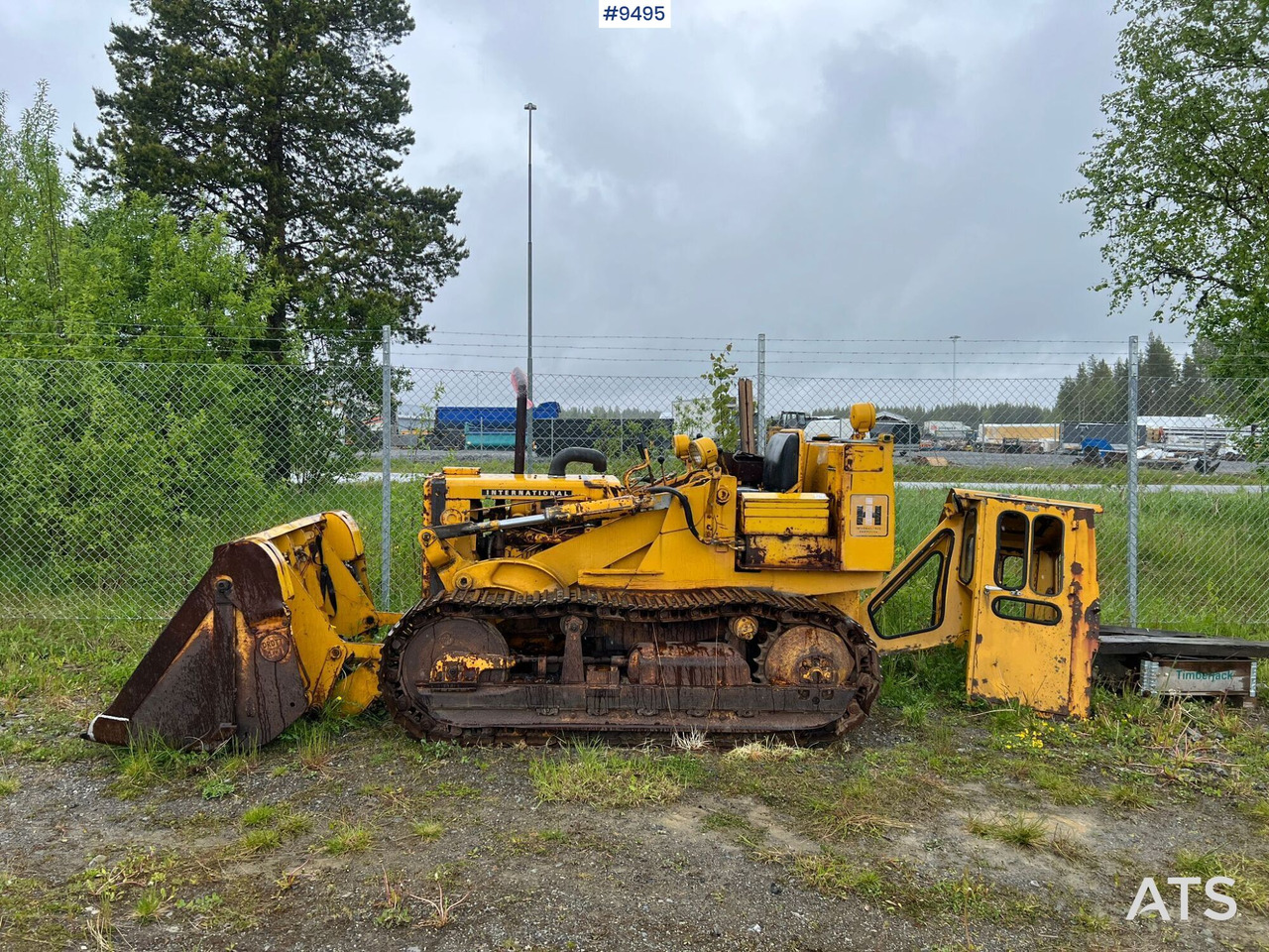 Crawler dozer INTERNATIONAL L125 - Bulldozer: gambar 1 Crawler dozer INTERNATIONAL L125 - Bulldozer: gambar 1