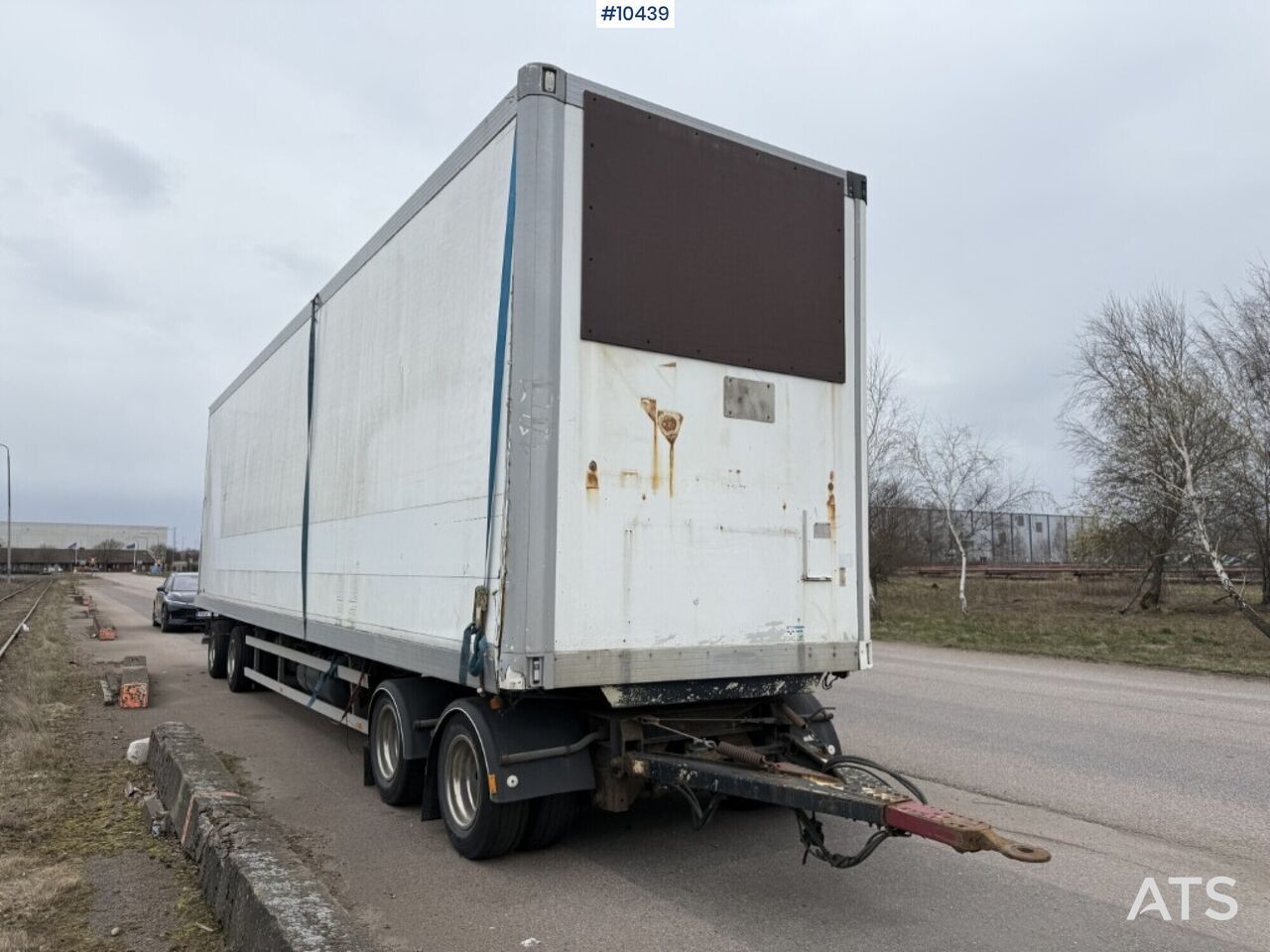 Ekeri L/L-4 Box Trailer (Repair Item) - Trailer kotak tertutup: gambar 2 Ekeri L/L-4 Box Trailer (Repair Item) - Trailer kotak tertutup: gambar 2