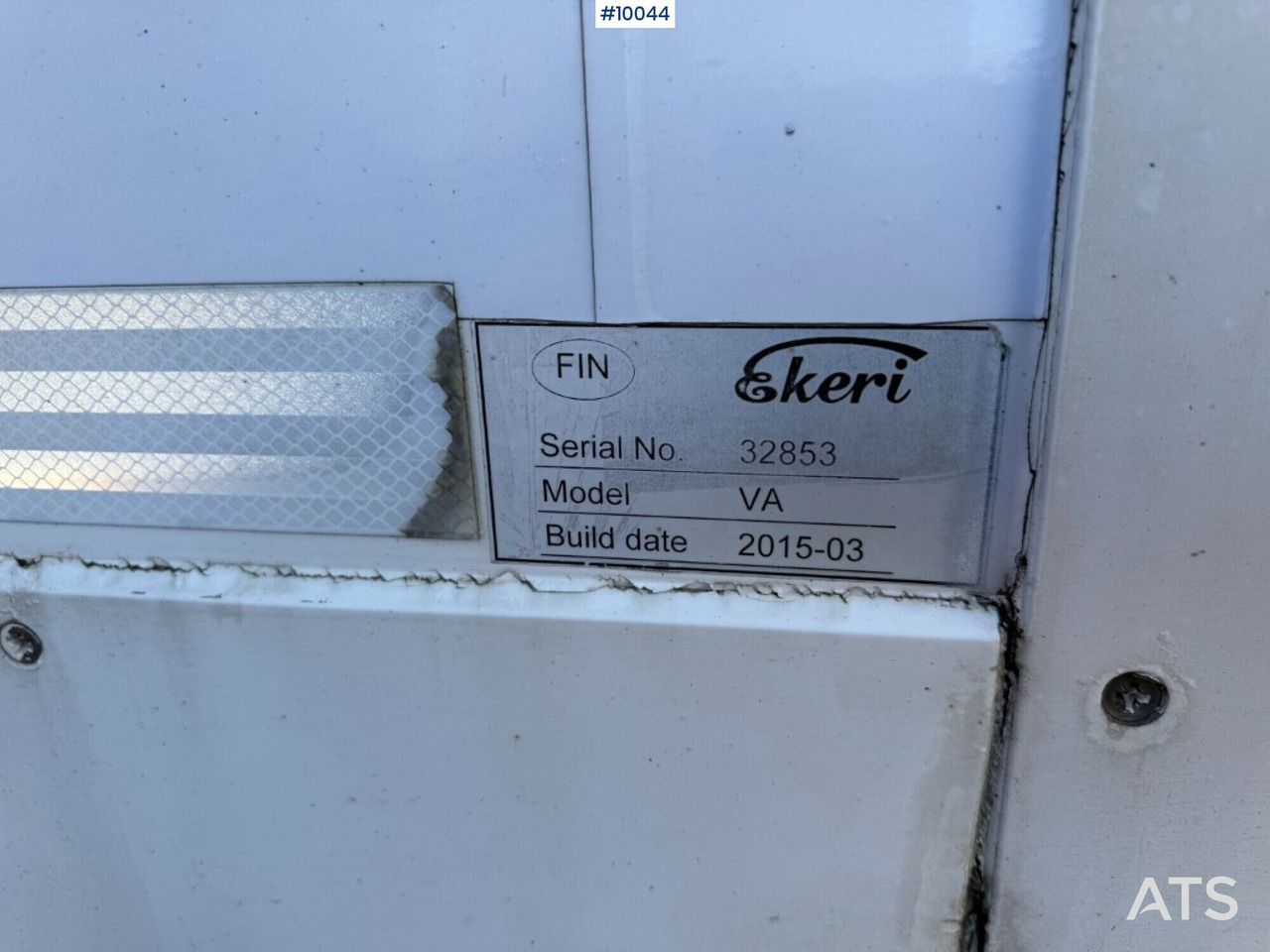 Trailer kotak tertutup Ekeri S8-D cabinet trailer with opening side: gambar 7 Trailer kotak tertutup Ekeri S8-D cabinet trailer with opening side: gambar 7