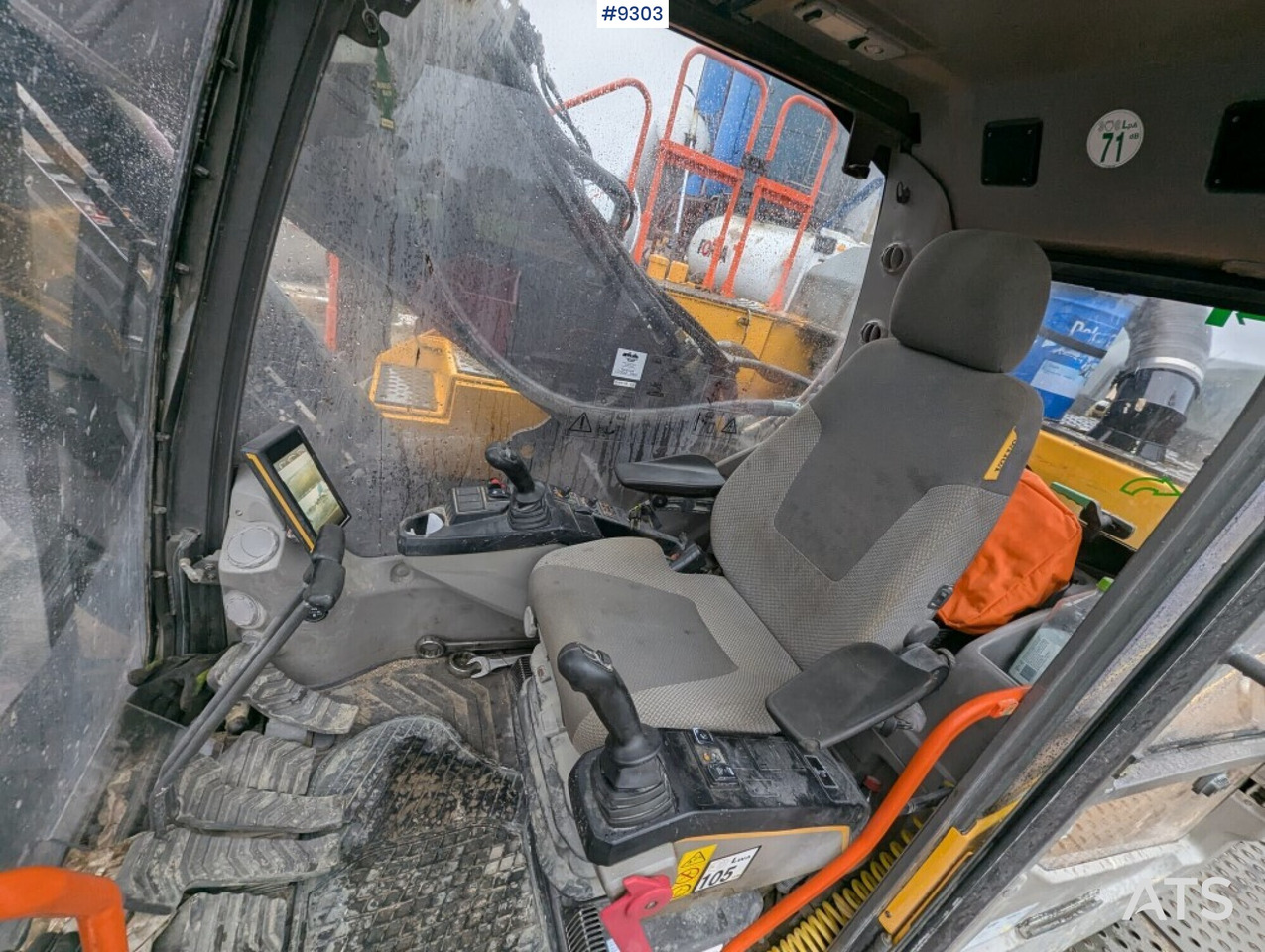 Excavator Volvo EC 380 EL (SEE VIDEO) - Ekskavator perayap: gambar 5 Excavator Volvo EC 380 EL (SEE VIDEO) - Ekskavator perayap: gambar 5