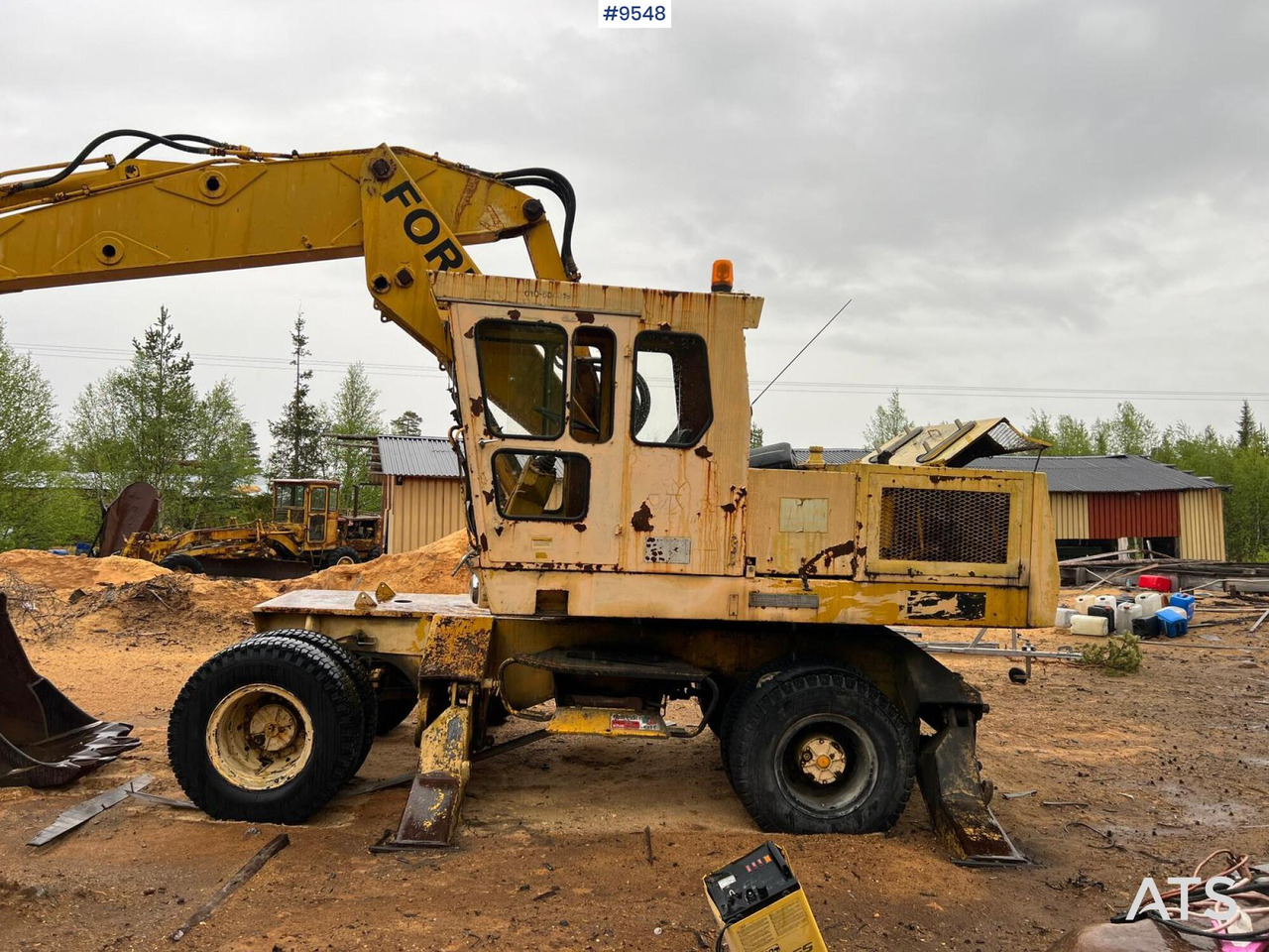 FORD Wheel excavator (VIDEO) - Ekskavator roda: gambar 5 FORD Wheel excavator (VIDEO) - Ekskavator roda: gambar 5