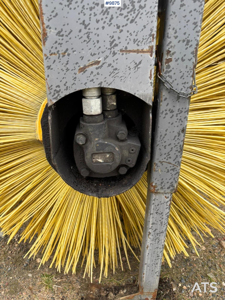 Holms Sweeper Large BM - Sapu: gambar 5 Holms Sweeper Large BM - Sapu: gambar 5