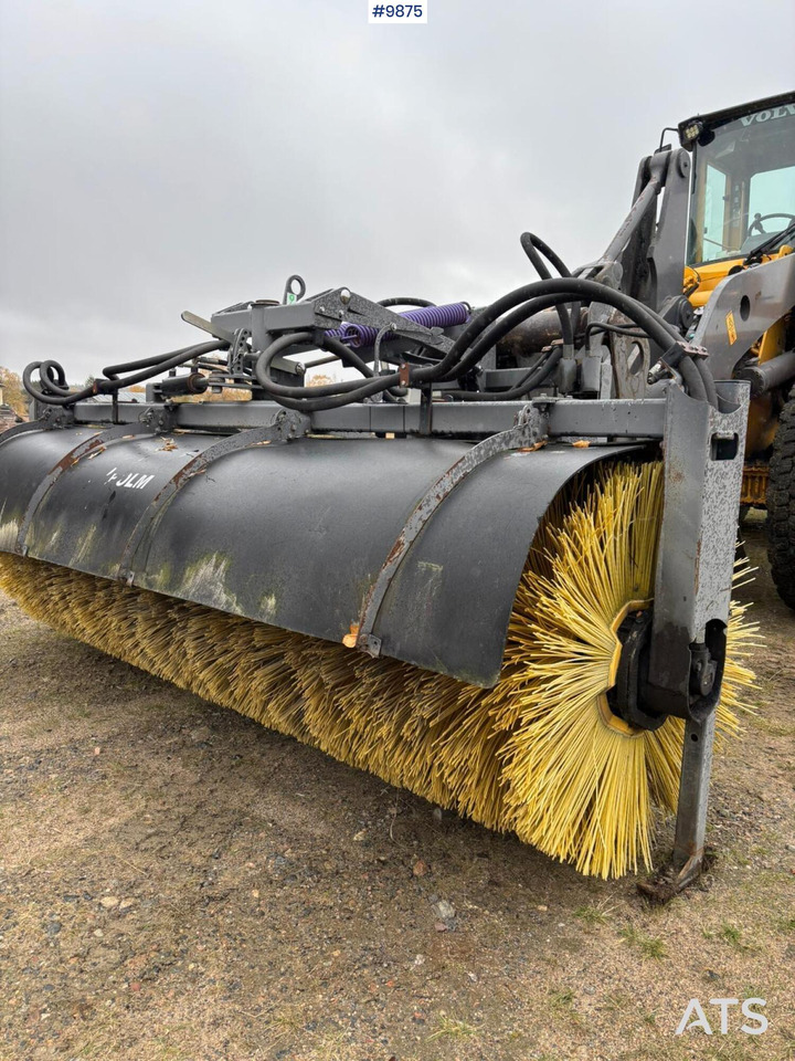 Holms Sweeper Large BM - Sapu: gambar 2 Holms Sweeper Large BM - Sapu: gambar 2