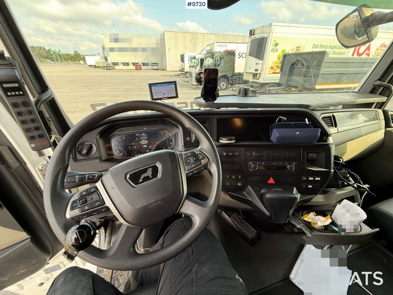 Hook lift Hook lift MAN TGS 26.510 with crane flatbed and gravel flatbed: gambar 12 Hook lift Hook lift MAN TGS 26.510 with crane flatbed and gravel flatbed: gambar 12