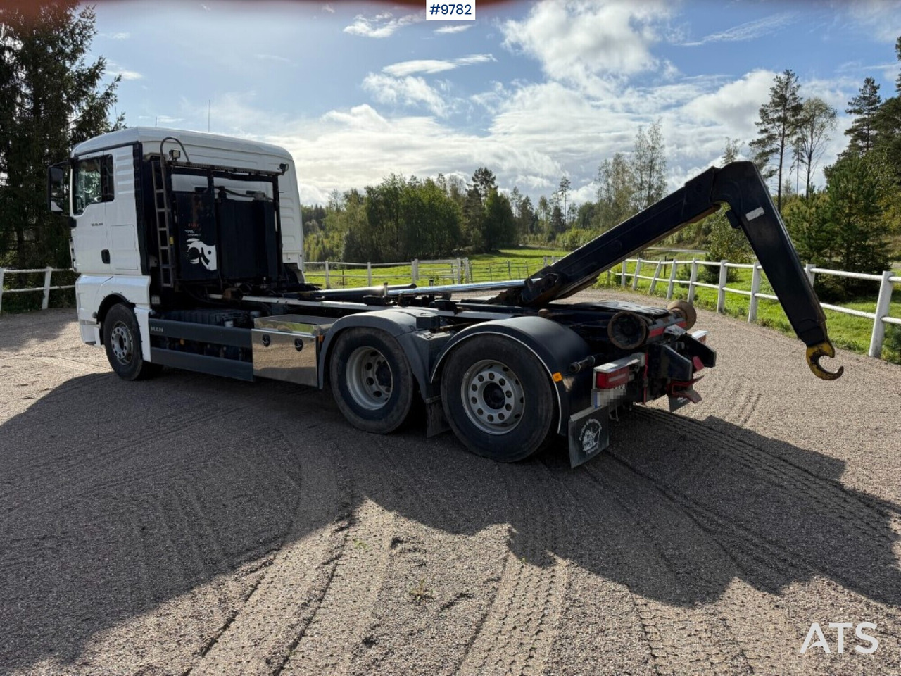 Hooklift Truck MAN TGX 26.500 6X2 - Hook lift: gambar 3 Hooklift Truck MAN TGX 26.500 6X2 - Hook lift: gambar 3