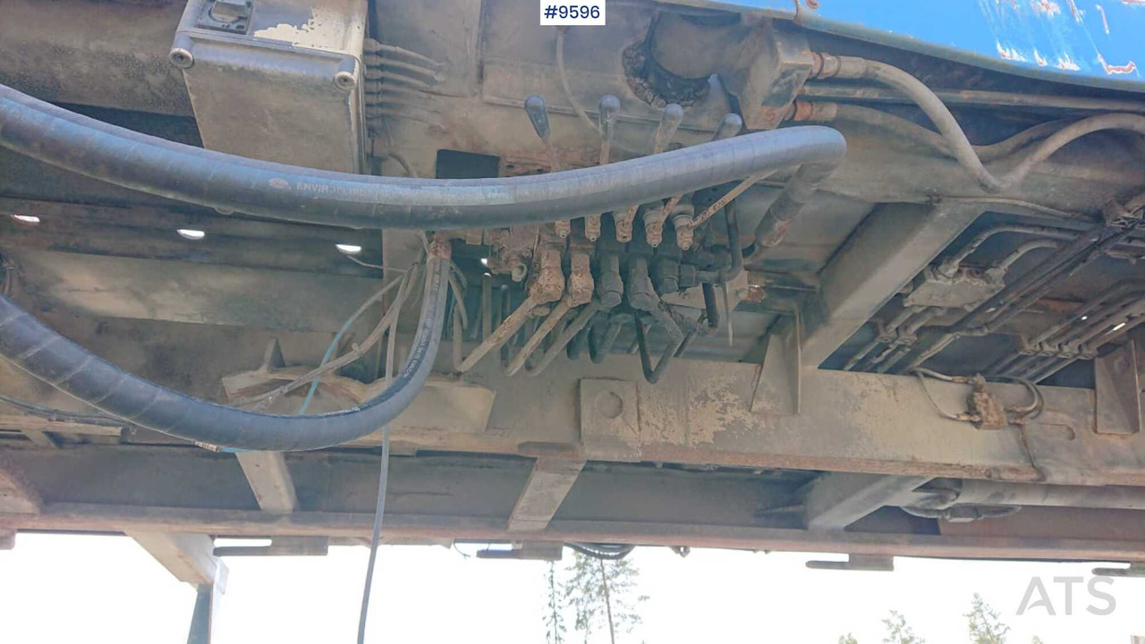 JOAB skip loader from 2002 - Hooklift/ Lewati sistem loader: gambar 3 JOAB skip loader from 2002 - Hooklift/ Lewati sistem loader: gambar 3