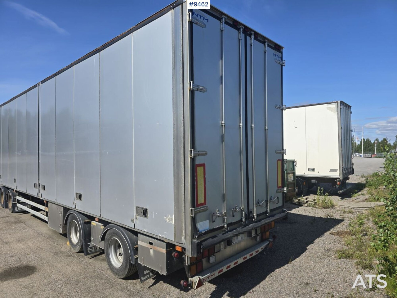 NMT Cabinet trailer openable left side - Trailer kotak tertutup: gambar 5 NMT Cabinet trailer openable left side - Trailer kotak tertutup: gambar 5