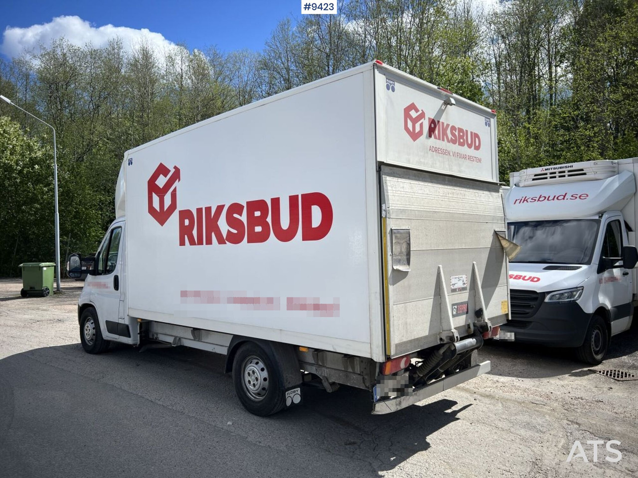 PEUGOT BOXER Box Truck with refrigeration unit and Tail Lift - Truk box: gambar 5 PEUGOT BOXER Box Truck with refrigeration unit and Tail Lift - Truk box: gambar 5