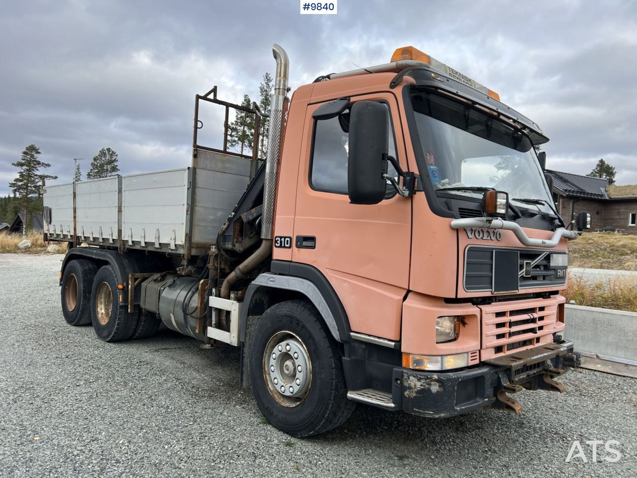 Volvo FM7 crane truck/tipper truck with Hiab 112 (video) - Peralatan lainnya: gambar 3 Volvo FM7 crane truck/tipper truck with Hiab 112 (video) - Peralatan lainnya: gambar 3