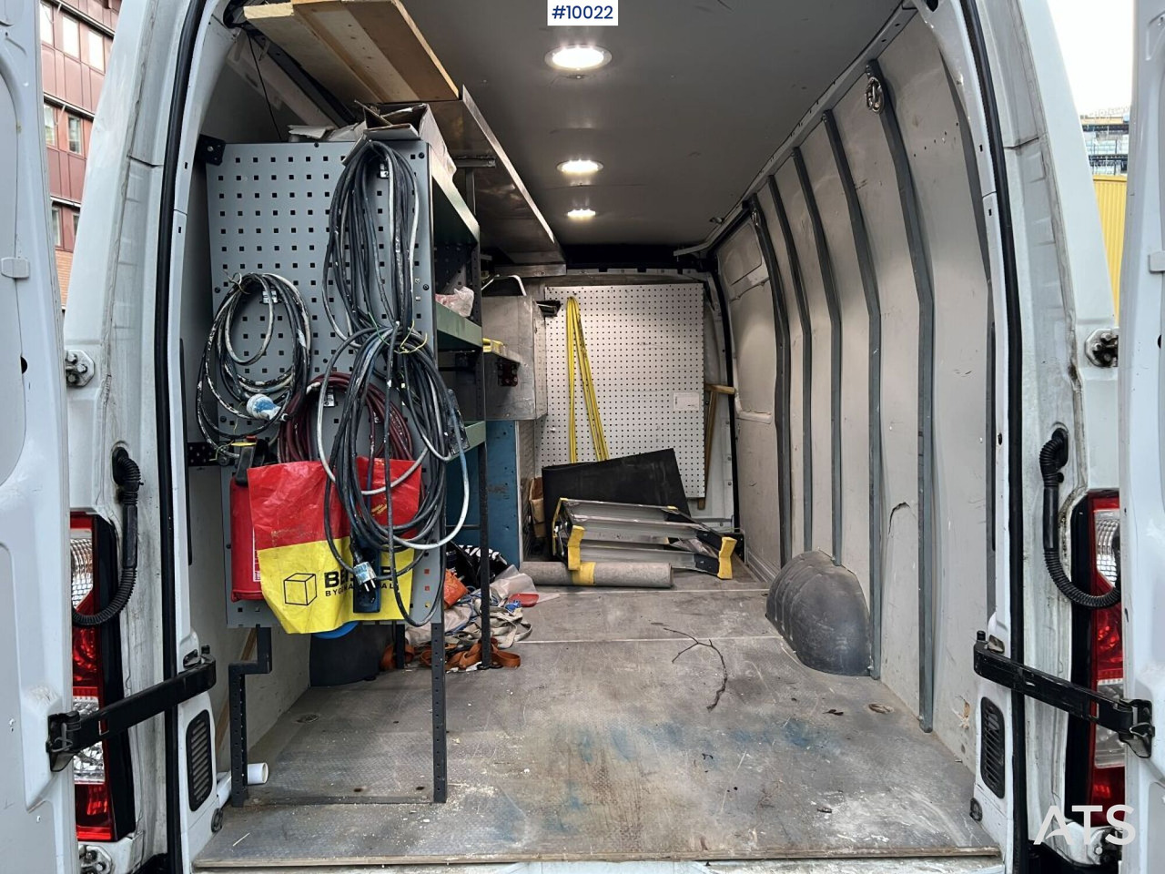 RENAULT MASTER Arbetsbil med inrett skåp - Van panel: gambar 5 RENAULT MASTER Arbetsbil med inrett skåp - Van panel: gambar 5