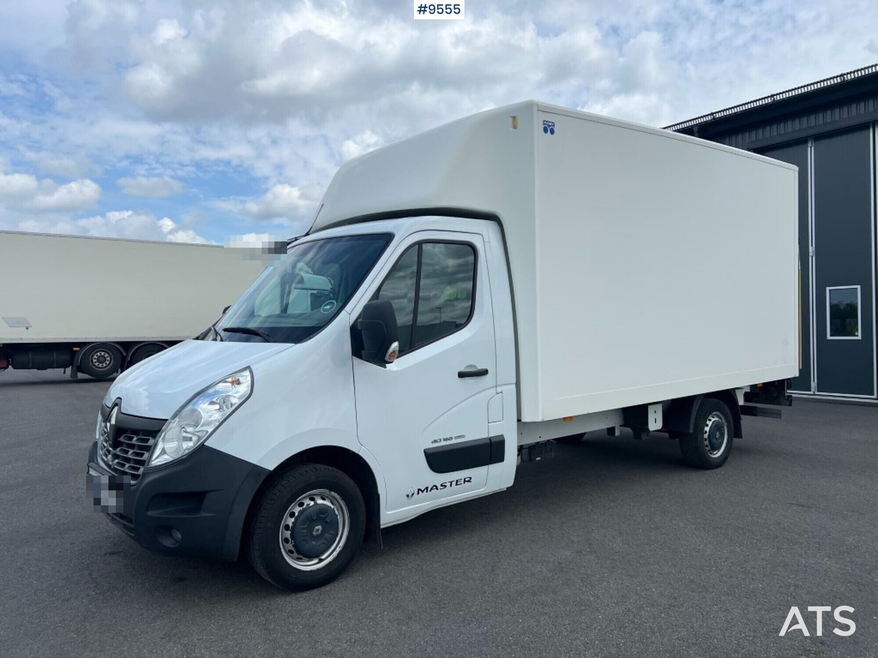 Renault Master with tail lift - Van box: gambar 1 Renault Master with tail lift - Van box: gambar 1
