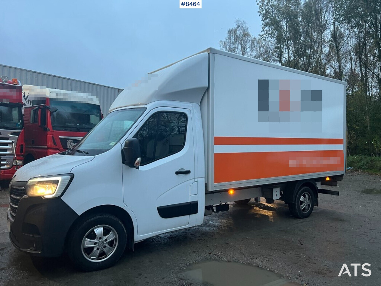 Renault master with tail lift - Van box: gambar 1 Renault master with tail lift - Van box: gambar 1