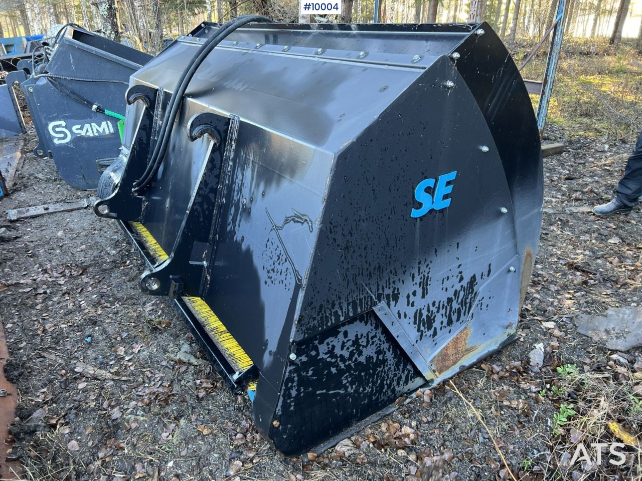 Sand spreader bucket 3350 L, Large BM - Penyebar pasir/ Garam: gambar 4 Sand spreader bucket 3350 L, Large BM - Penyebar pasir/ Garam: gambar 4