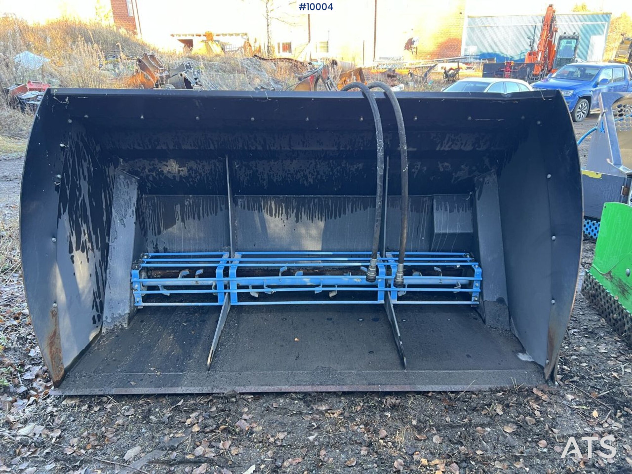 Sand spreader bucket 3350 L, Large BM - Penyebar pasir/ Garam: gambar 2 Sand spreader bucket 3350 L, Large BM - Penyebar pasir/ Garam: gambar 2