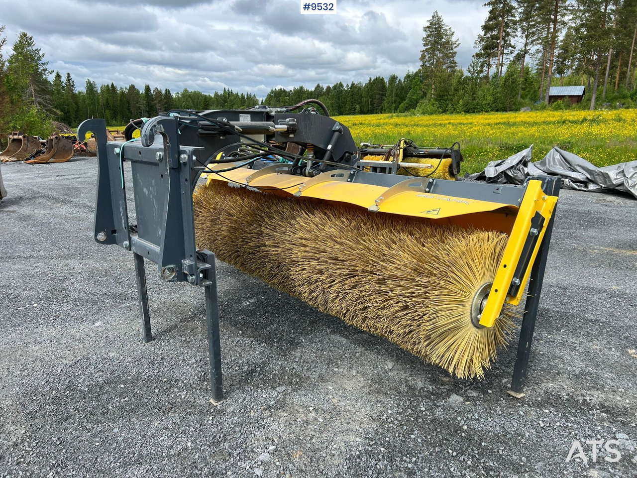 Sweeper Stark RSW 3000S Stora BM - Sapu: gambar 3 Sweeper Stark RSW 3000S Stora BM - Sapu: gambar 3