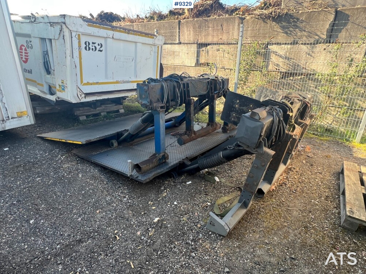 Tail lift - Zepro- ZHD2000-175MA - Pengangkatan ekor: gambar 1 Tail lift - Zepro- ZHD2000-175MA - Pengangkatan ekor: gambar 1