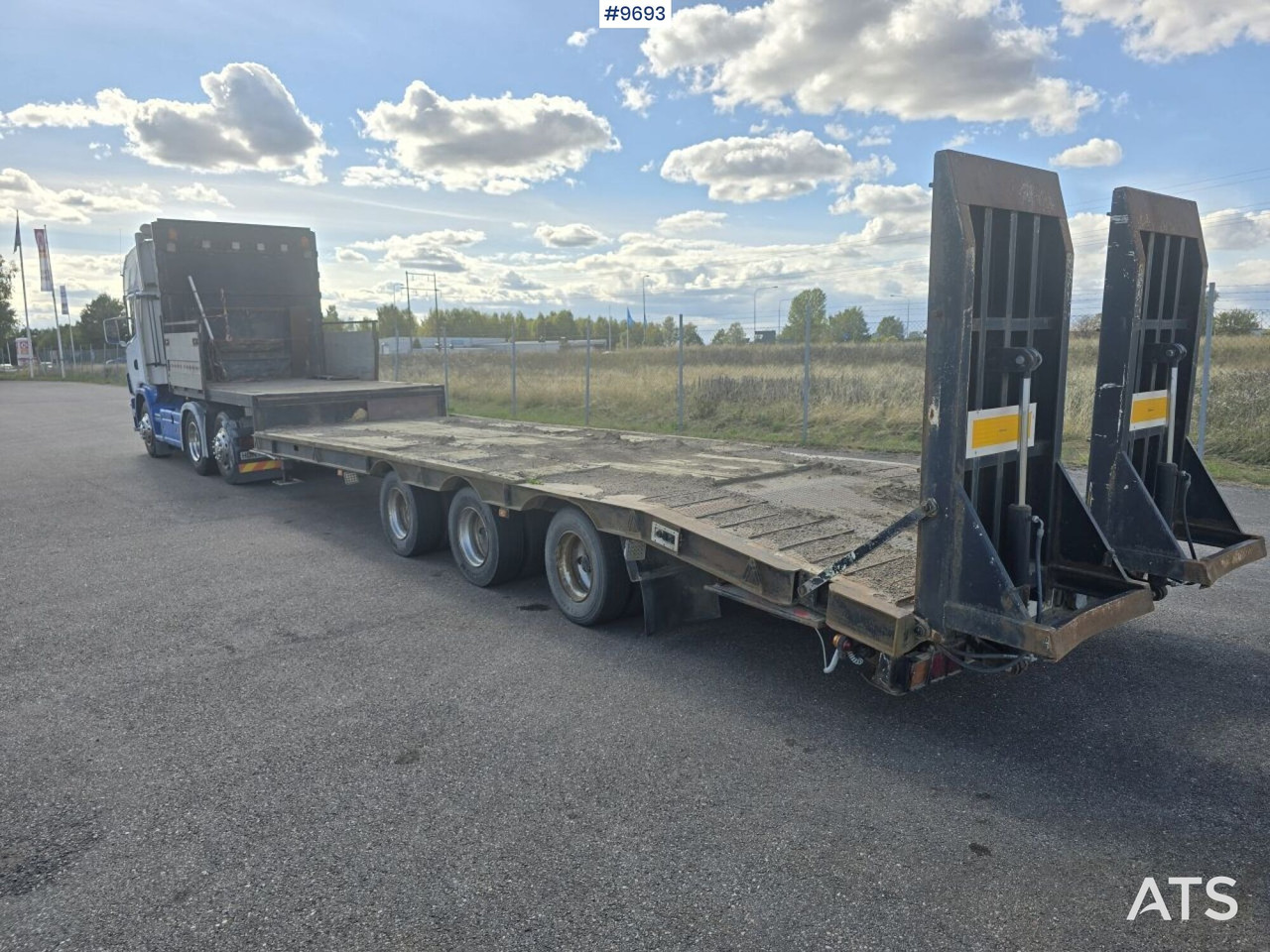 Scania dragbil med maskintrailer - Tractor head, Semi-trailer autotransporter: gambar 4 Scania dragbil med maskintrailer - Tractor head, Semi-trailer autotransporter: gambar 4