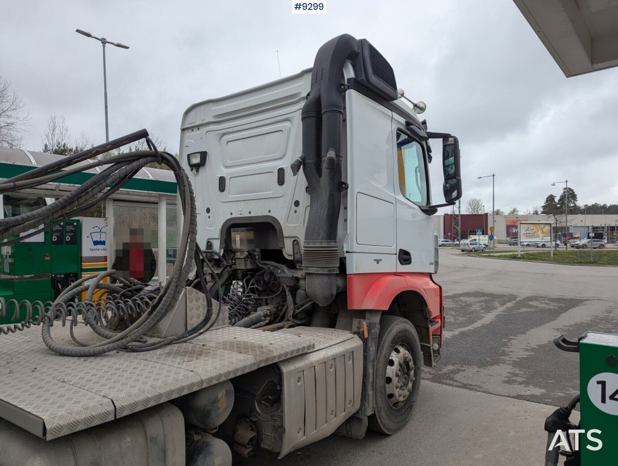 Tractor Unit Mercedes-Benz Arocs 3351 6x4 with tipper trailer - Tractor head: gambar 3 Tractor Unit Mercedes-Benz Arocs 3351 6x4 with tipper trailer - Tractor head: gambar 3