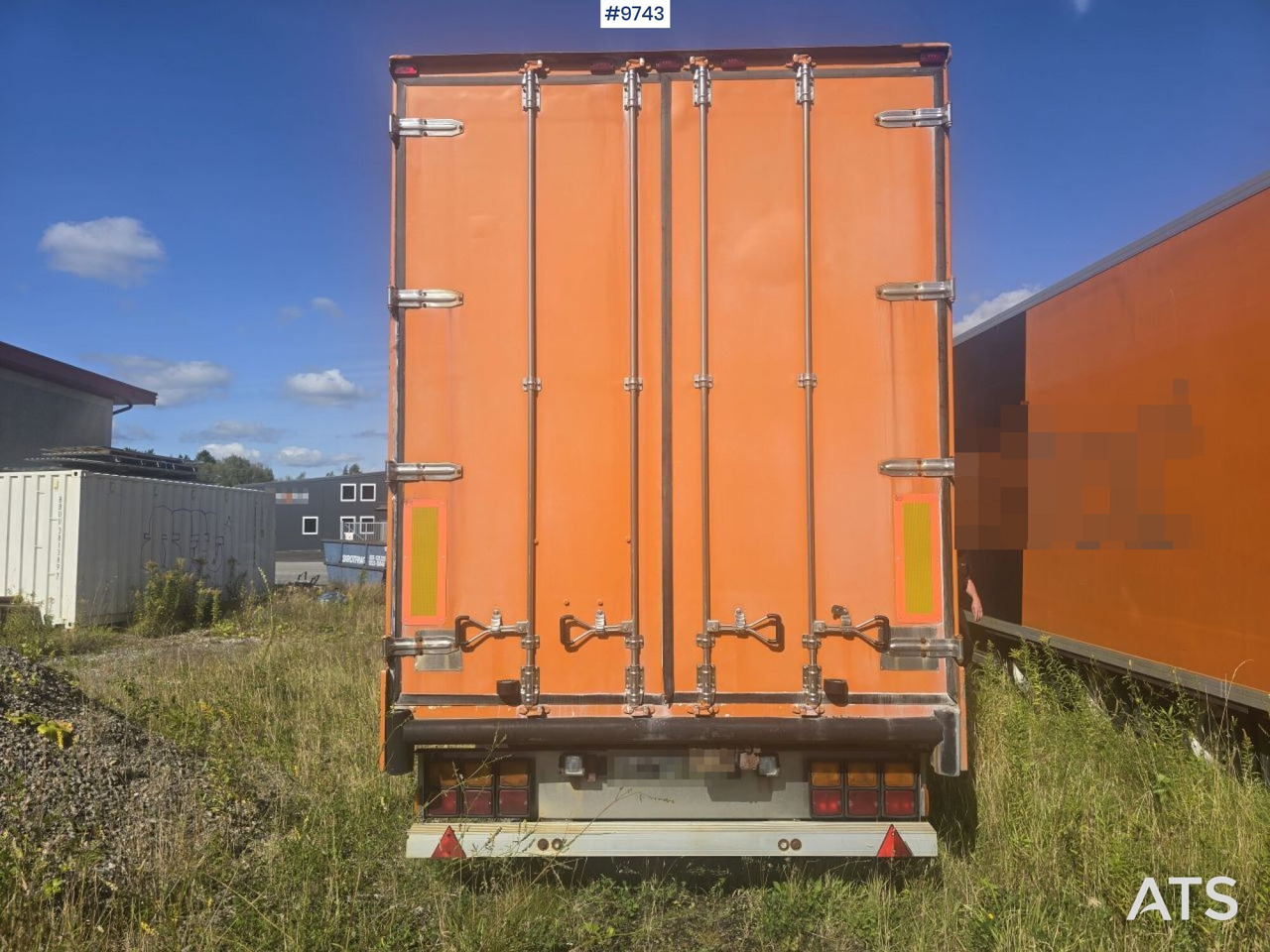 Trailer Ekeri Openable right side - Semi-trailer kotak tertutup: gambar 5 Trailer Ekeri Openable right side - Semi-trailer kotak tertutup: gambar 5