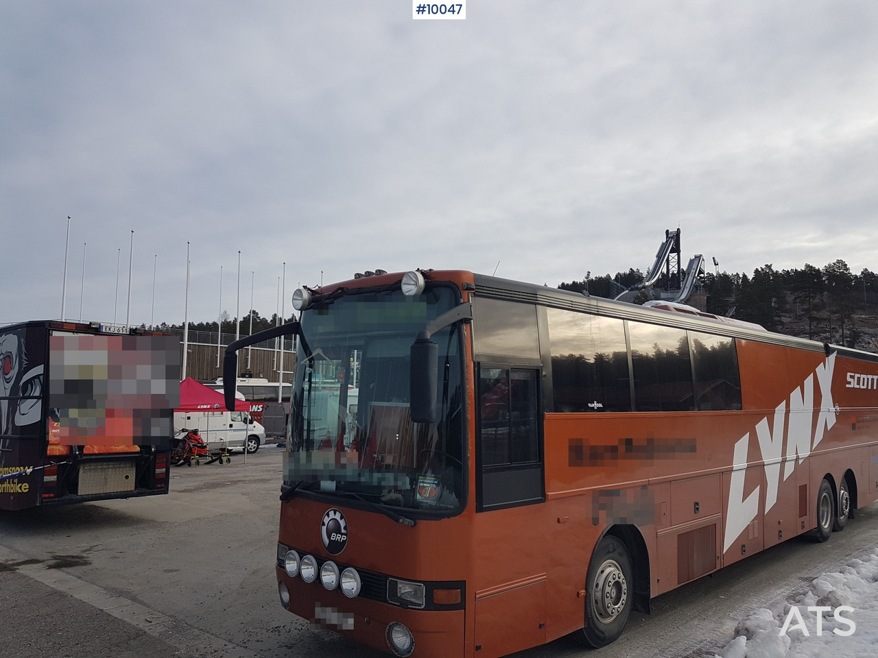 VOLVO B10M-70B Motorhome / Snowmobile bus with rear lift - Mobil kemping: gambar 3 VOLVO B10M-70B Motorhome / Snowmobile bus with rear lift - Mobil kemping: gambar 3