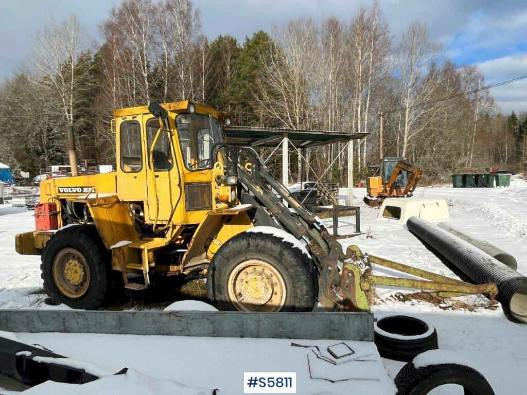 VOLVO BM 4300 Wheel Loader - Wheel loader: gambar 1 VOLVO BM 4300 Wheel Loader - Wheel loader: gambar 1