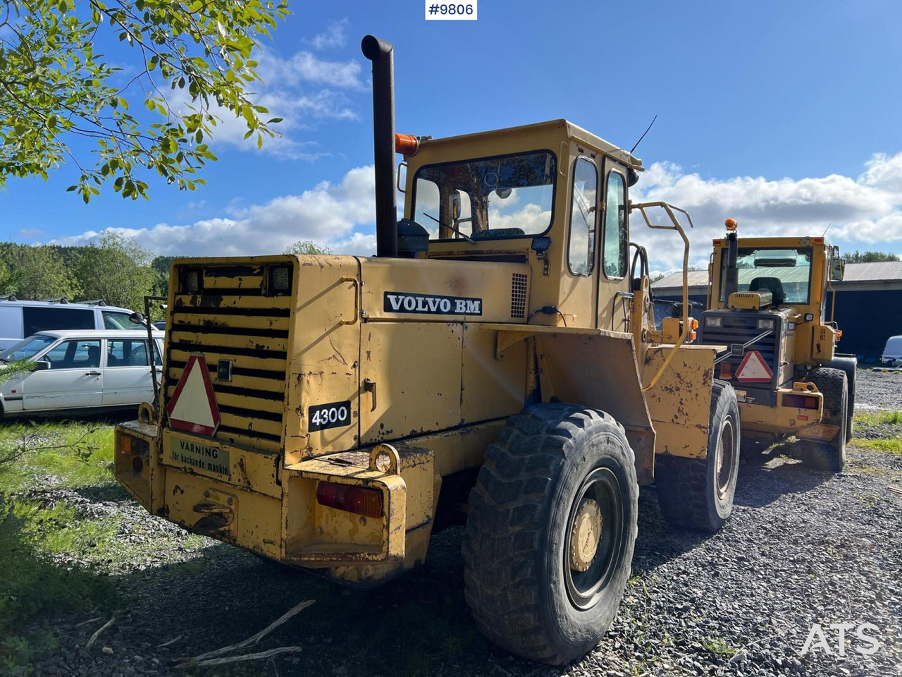 VOLVO BM 4300 Wheel Loader - Wheel loader: gambar 4 VOLVO BM 4300 Wheel Loader - Wheel loader: gambar 4