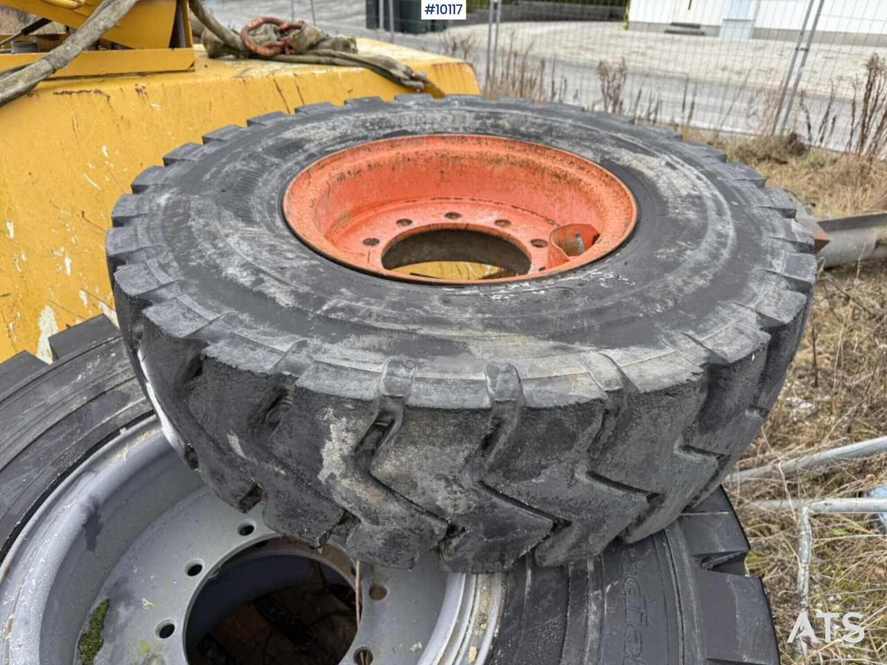 Roda untuk Peralatan konstruksi Various Construction tires with rims for lift: gambar 6