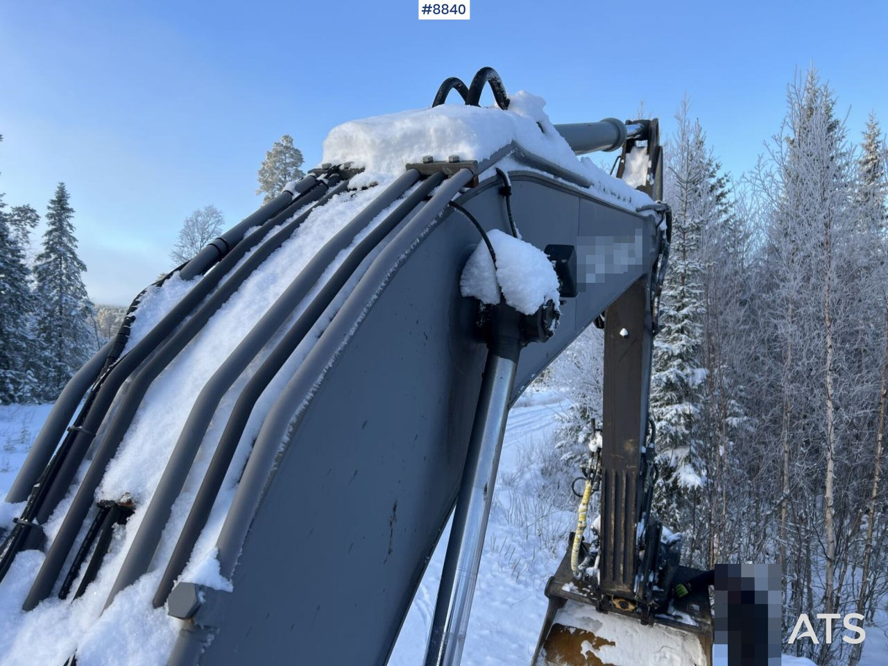 Volvo EC 210 CL crawler excavator (VIDEO) - Ekskavator perayap: gambar 4 Volvo EC 210 CL crawler excavator (VIDEO) - Ekskavator perayap: gambar 4