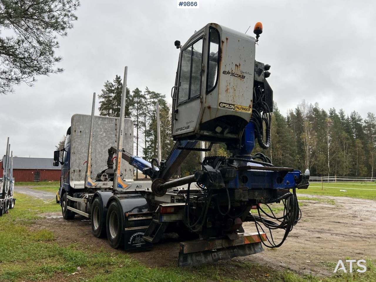 Volvo FH D13 Timber truck with Palfinger M110 crane - Truk logging: gambar 5 Volvo FH D13 Timber truck with Palfinger M110 crane - Truk logging: gambar 5