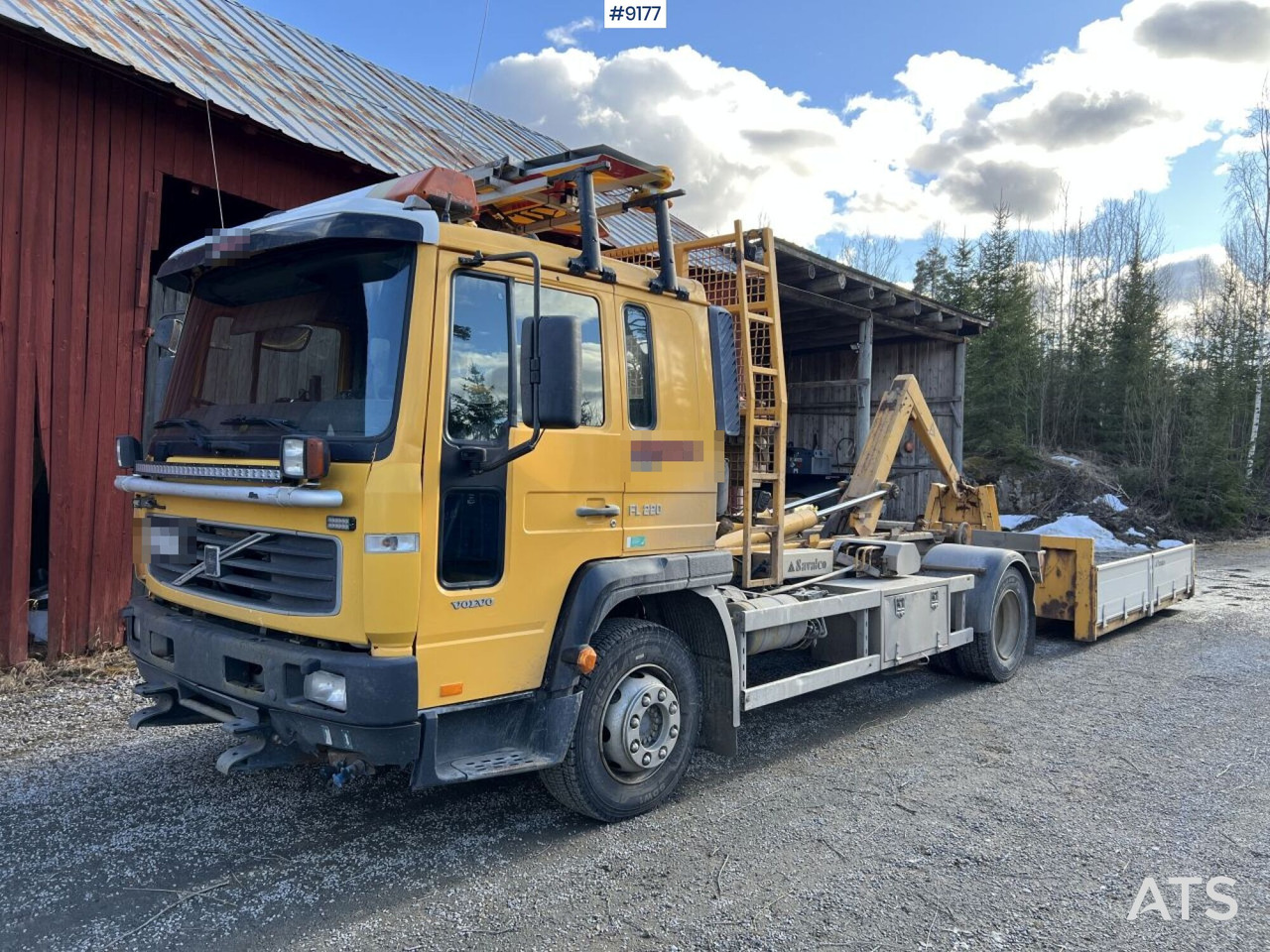 Volvo FL614 4X2 Swap Body Truck with Flatbed - Hook lift: gambar 1 Volvo FL614 4X2 Swap Body Truck with Flatbed - Hook lift: gambar 1