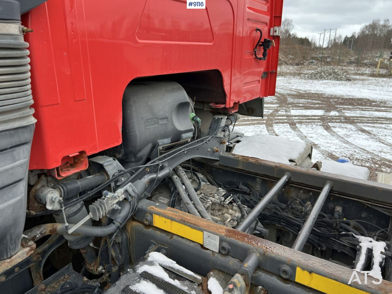 Truk pengaduk beton Volvo FM 6X2 Quick lock with concrete rotator (VIDEO): gambar 15