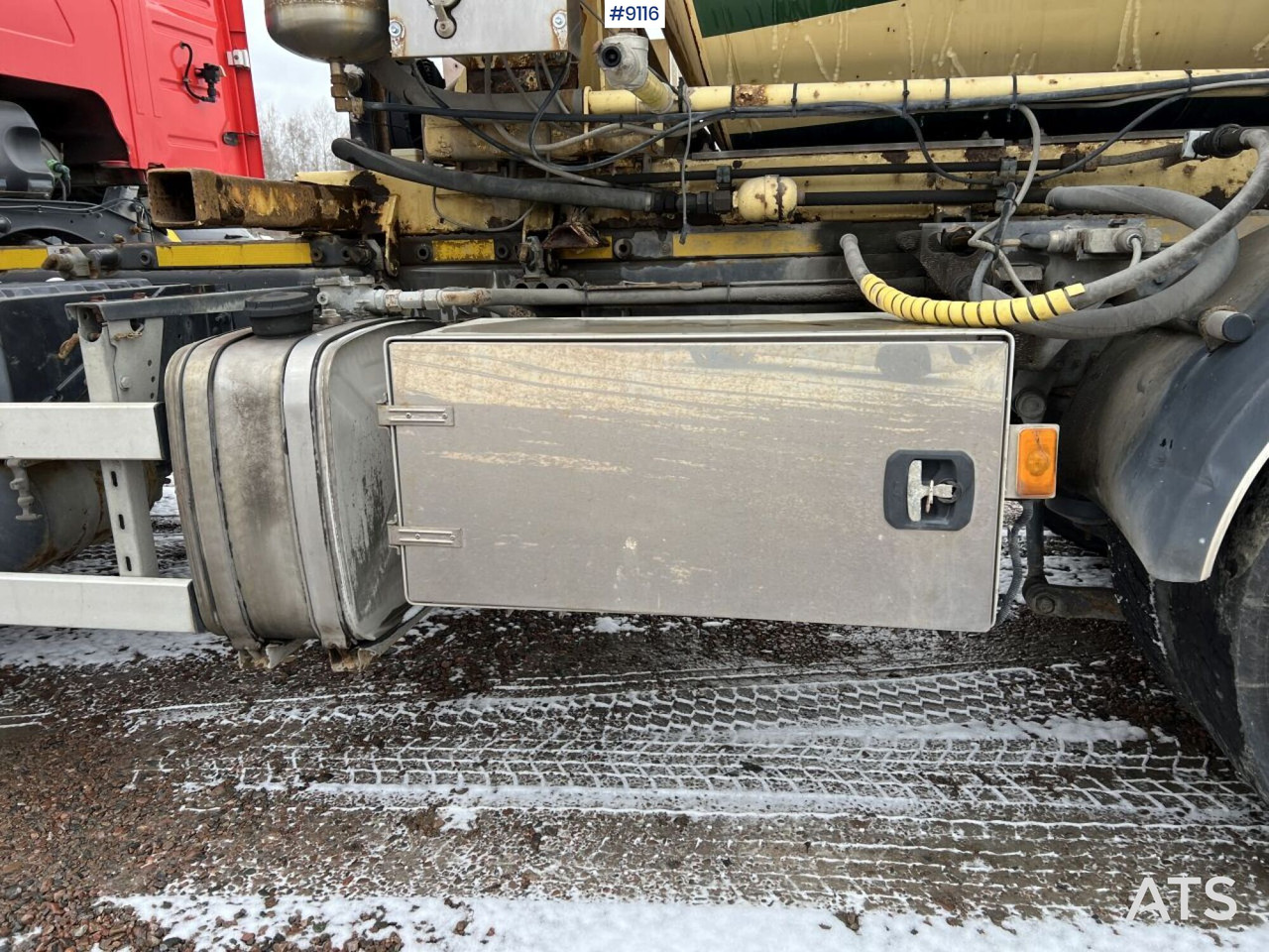 Truk pengaduk beton Volvo FM 6X2 Quick lock with concrete rotator (VIDEO): gambar 17