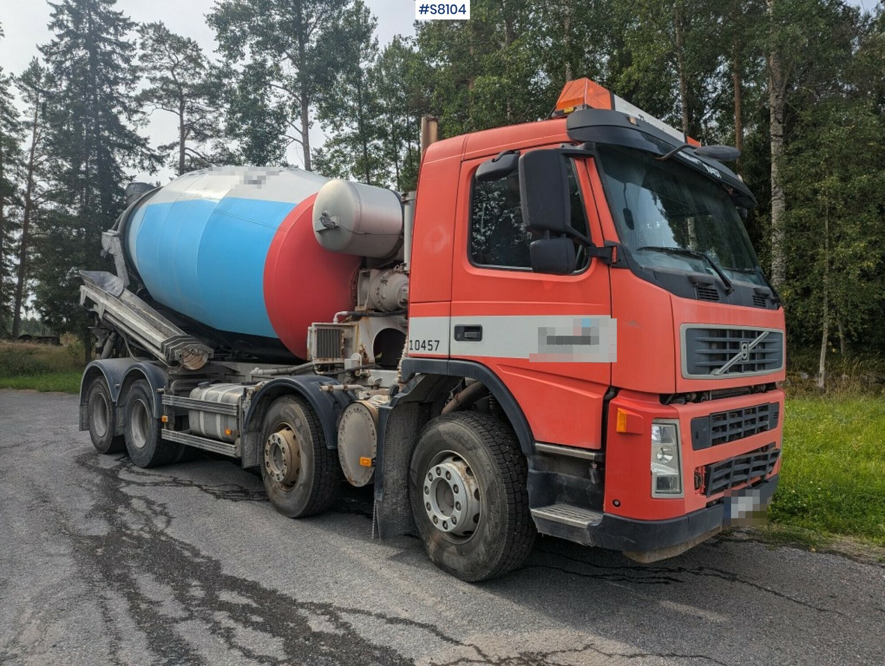 Volvo FM400 8X4 Mixer Truck SEE VIDEO - Truk pengaduk beton: gambar 2 Volvo FM400 8X4 Mixer Truck SEE VIDEO - Truk pengaduk beton: gambar 2