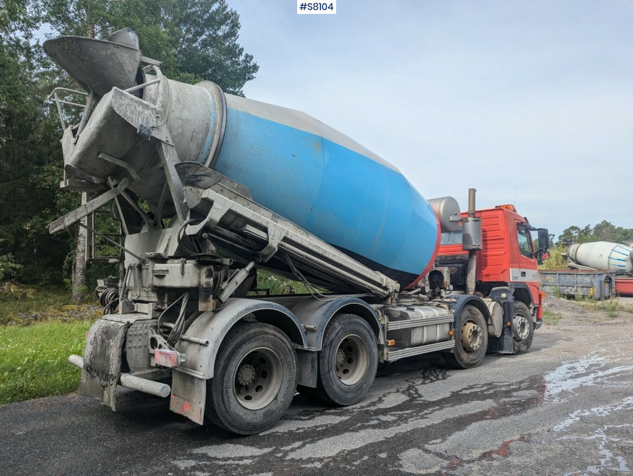 Volvo FM400 8X4 Mixer Truck SEE VIDEO - Truk pengaduk beton: gambar 4 Volvo FM400 8X4 Mixer Truck SEE VIDEO - Truk pengaduk beton: gambar 4