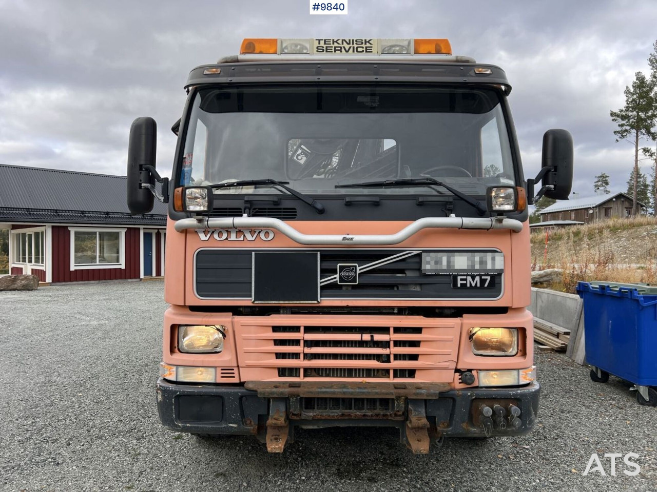 Volvo FM7 crane truck/tipper truck with Hiab 112 (video) - Truk jungkit: gambar 2 Volvo FM7 crane truck/tipper truck with Hiab 112 (video) - Truk jungkit: gambar 2