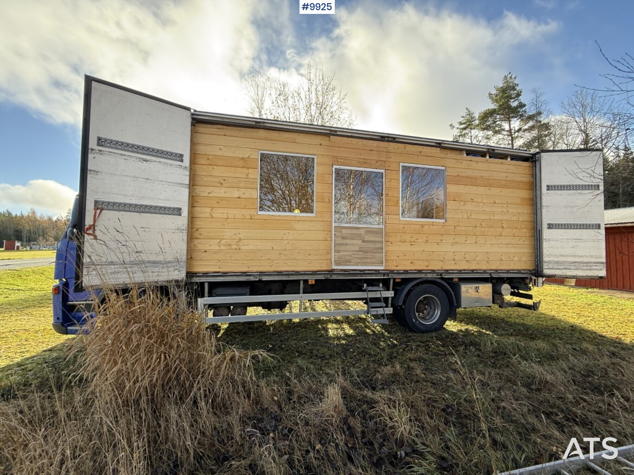 Volvo FM9 4X2 Recreational Vehicle (RV) - Truk box, Camper: gambar 1 Volvo FM9 4X2 Recreational Vehicle (RV) - Truk box, Camper: gambar 1