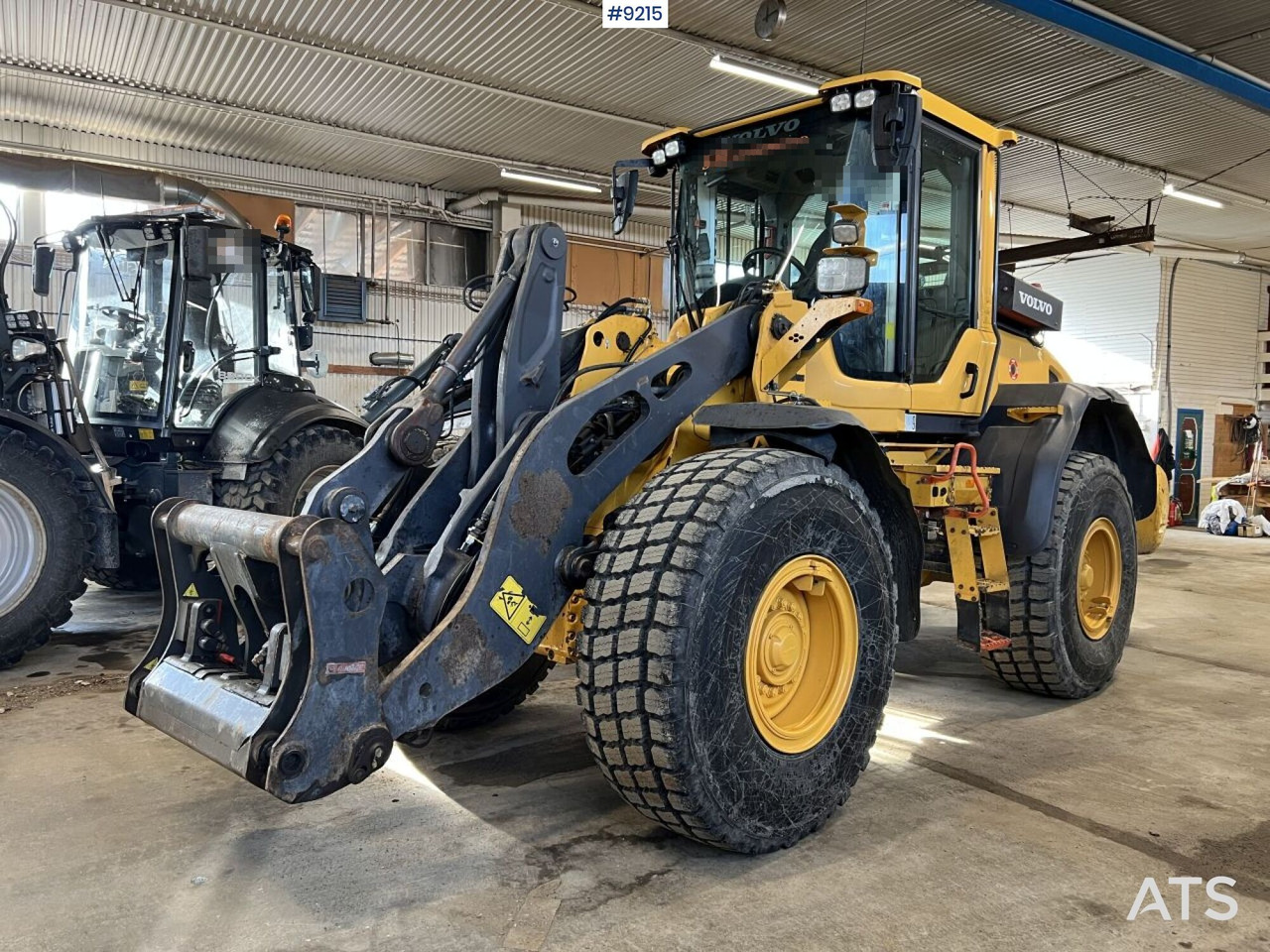 Volvo L 90 H Wheel loader (VIDEO) - Wheel loader: gambar 3 Volvo L 90 H Wheel loader (VIDEO) - Wheel loader: gambar 3