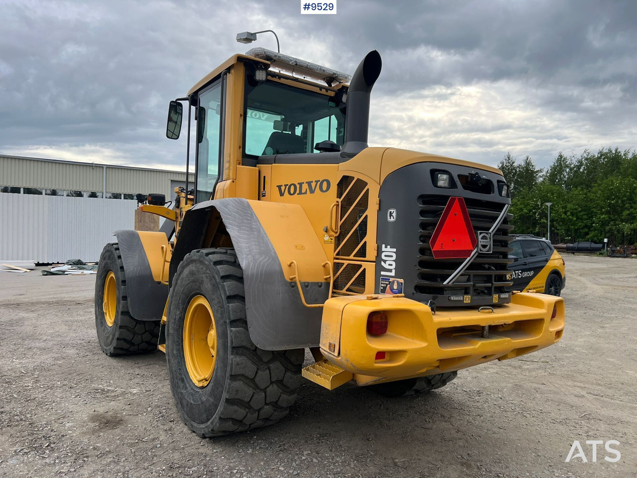Wheel Loader Volvo L60F (SEE VIDEO) - Wheel loader: gambar 4 Wheel Loader Volvo L60F (SEE VIDEO) - Wheel loader: gambar 4