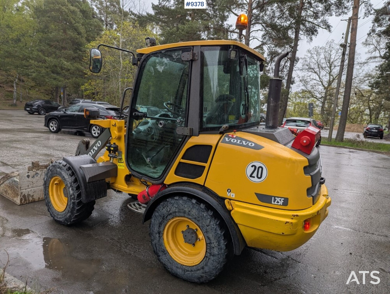 Wheel loader Volvo L25F with attachments (SEE VIDEO) - Wheel loader: gambar 3 Wheel loader Volvo L25F with attachments (SEE VIDEO) - Wheel loader: gambar 3