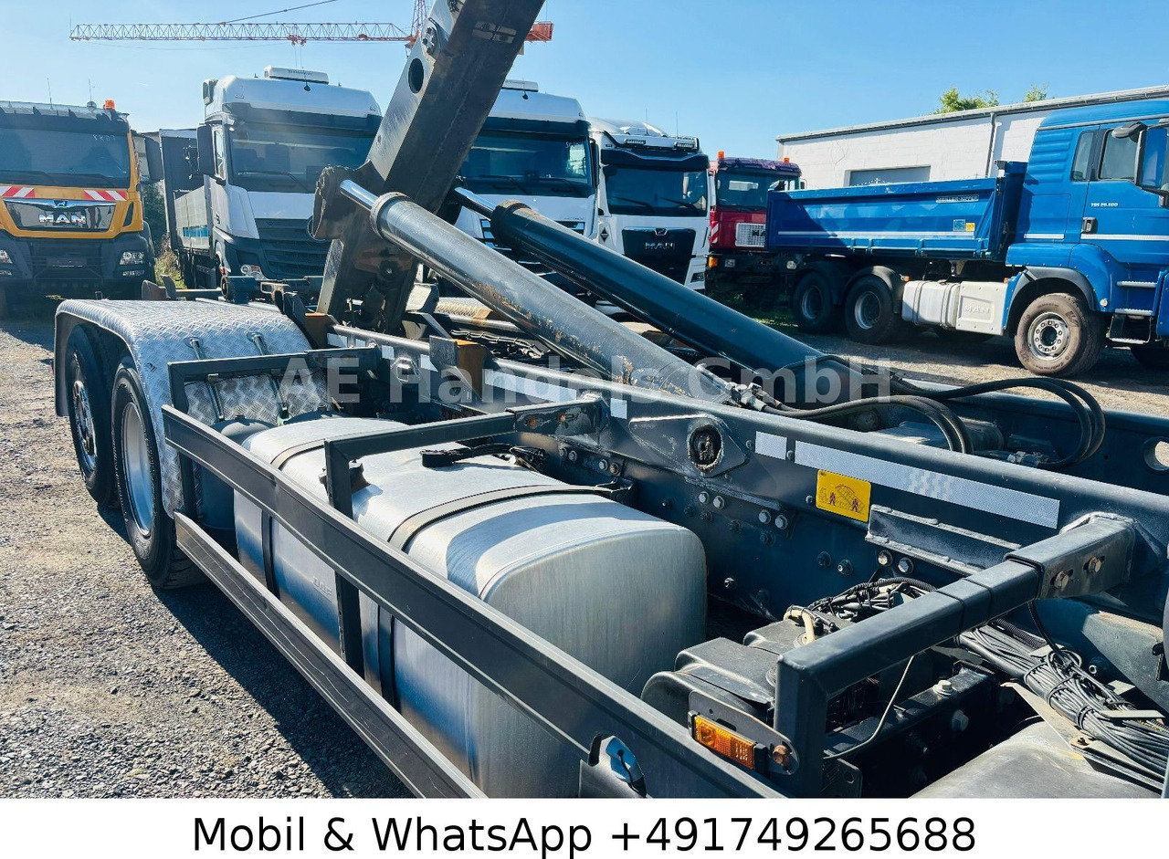 Hook lift DAF XF 105.460 SC BL Meiller RK 20.70 *Retarder/L+L: gambar 10 Hook lift DAF XF 105.460 SC BL Meiller RK 20.70 *Retarder/L+L: gambar 10