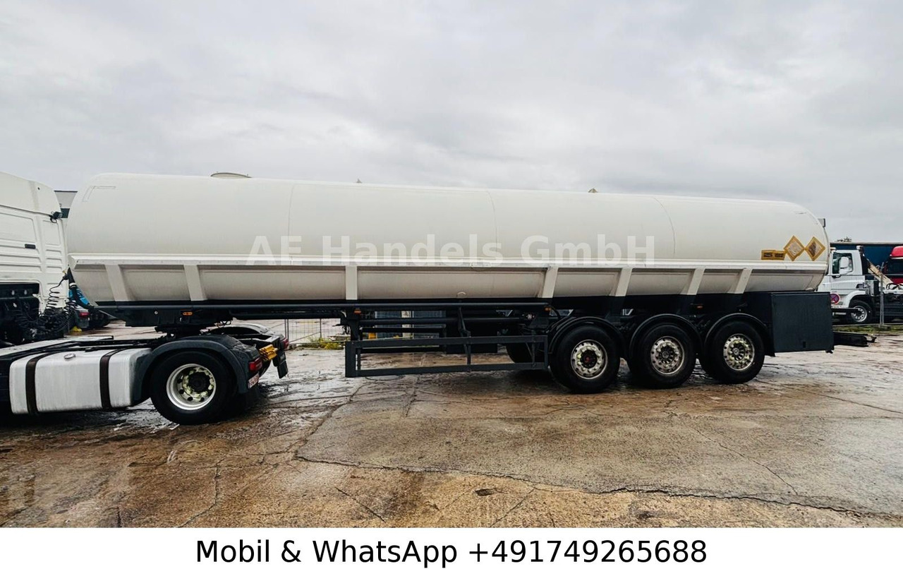 Hendricks Goch Alustar *41m³/Mineralöle-Klasse-3/Alcoa/ADR - Semi-trailer tangki: gambar 5 Hendricks Goch Alustar *41m³/Mineralöle-Klasse-3/Alcoa/ADR - Semi-trailer tangki: gambar 5