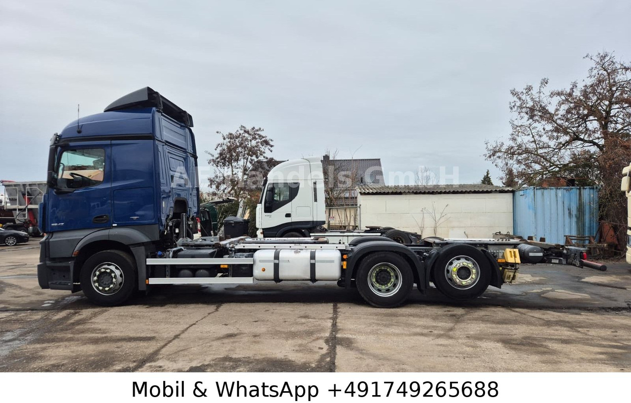 Mercedes-Benz Actros 4 2542 StreamSpace LL BDF *Retader/Multi - Pengangkut kontainer/ Container truck: gambar 3 Mercedes-Benz Actros 4 2542 StreamSpace LL BDF *Retader/Multi - Pengangkut kontainer/ Container truck: gambar 3