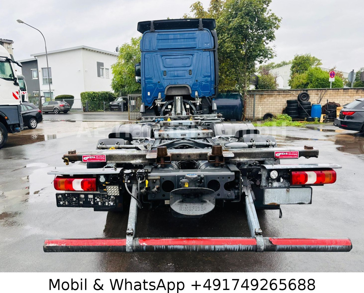 Mercedes-Benz Actros IV 2542 L StreamSpace BDF *Retarder/Lift - Pengangkut kontainer/ Container truck: gambar 4 Mercedes-Benz Actros IV 2542 L StreamSpace BDF *Retarder/Lift - Pengangkut kontainer/ Container truck: gambar 4