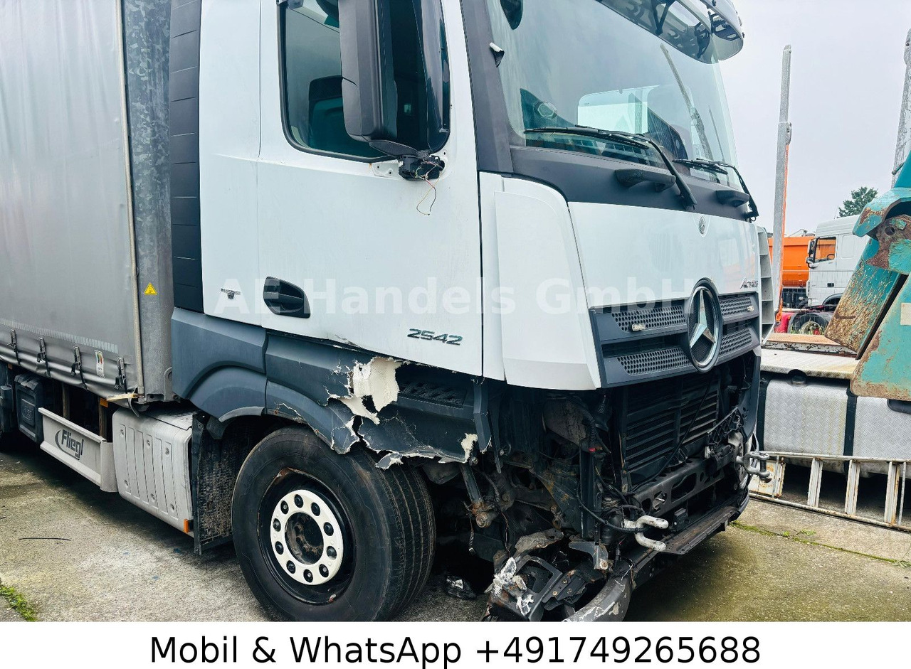 Mercedes-Benz Actros IV 2642 L LL 6x2*Retarder/Standklima/Lift - Truk dengan terpal samping: gambar 5 Mercedes-Benz Actros IV 2642 L LL 6x2*Retarder/Standklima/Lift - Truk dengan terpal samping: gambar 5