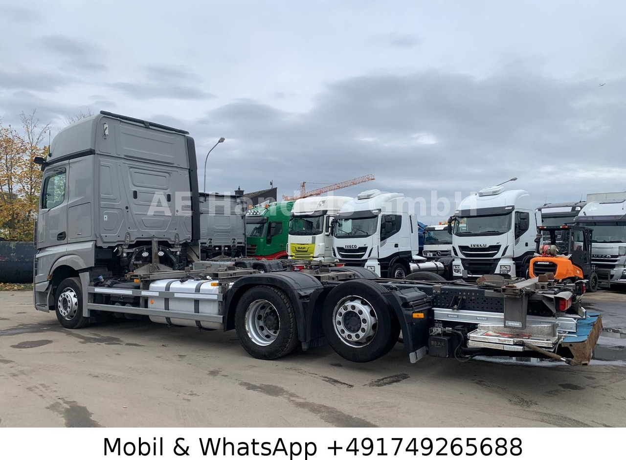 Mercedes-Benz Actros V 2545 BigSpace LL*Retarder/LBW/Lenk+Lift - Pengangkut kontainer/ Container truck: gambar 2 Mercedes-Benz Actros V 2545 BigSpace LL*Retarder/LBW/Lenk+Lift - Pengangkut kontainer/ Container truck: gambar 2