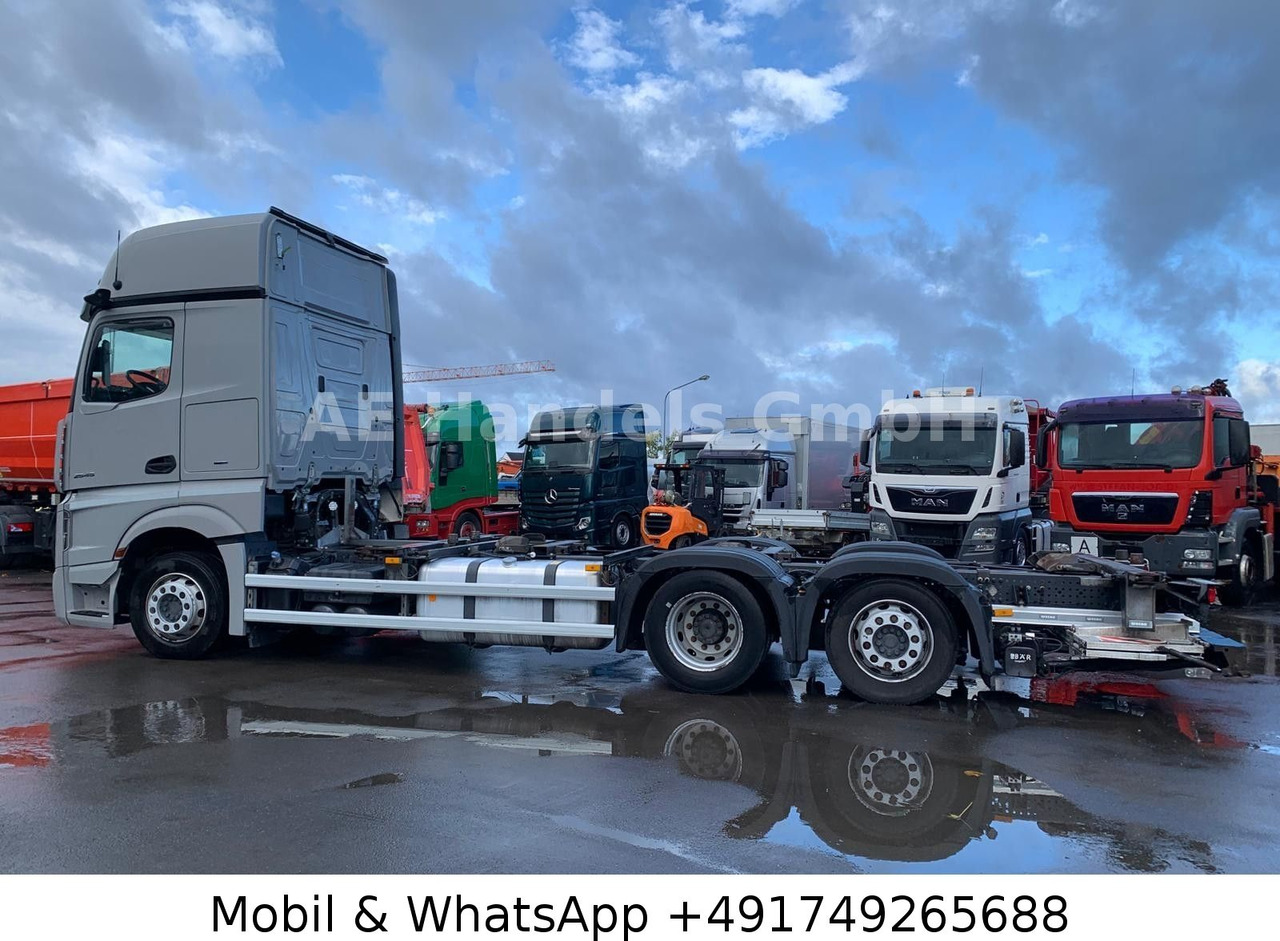 Mercedes-Benz Actros V 2545 GigaSpace BDF LL*Retarder/LBW/L+L - Pengangkut kontainer/ Container truck: gambar 2 Mercedes-Benz Actros V 2545 GigaSpace BDF LL*Retarder/LBW/L+L - Pengangkut kontainer/ Container truck: gambar 2